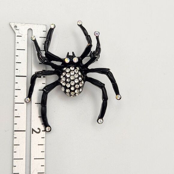 Spider Brooch Pin Black Metal Clear Rhinestones Embellishment Jewelry - Picture 4 of 4